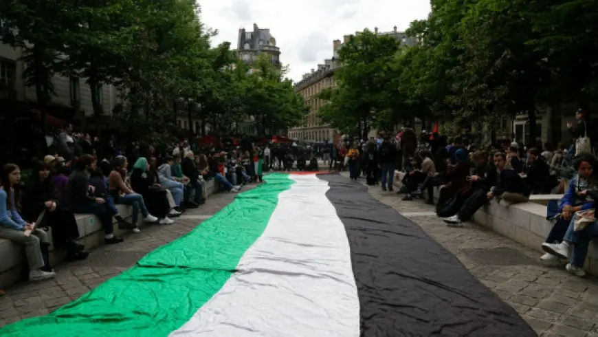 Police disperse pro-Palestinian student demonstration at Sorbonne in France